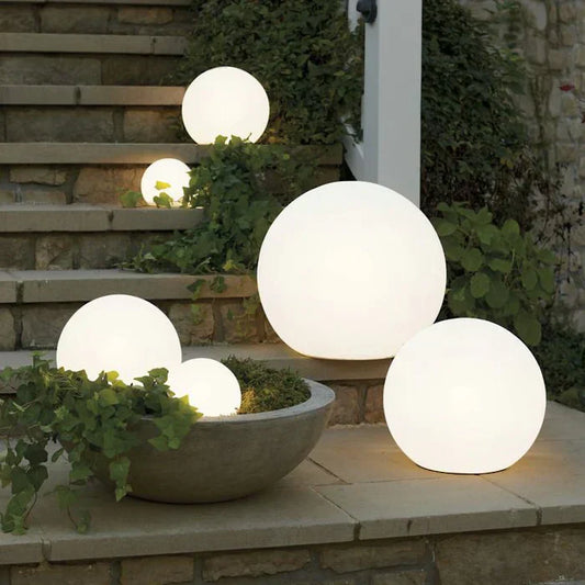 AmbiBall: Luz de jardín exterior LED de forma esférica, recargable y cambiante de color – decorativo para jardín y terraza