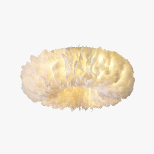 Elowen: Lámpara de techo LED Boho con plumas – para dormitorio y sala de estar