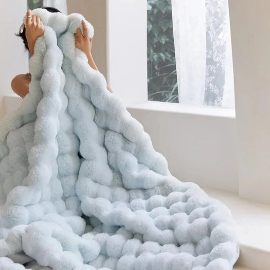 FauxHare: Suave manta de pelaje sintético – Manta decorativa de suave aspecto de piel para sofá y cama