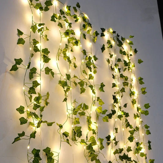 Guirnalda de luces minimalista con flores y hojas