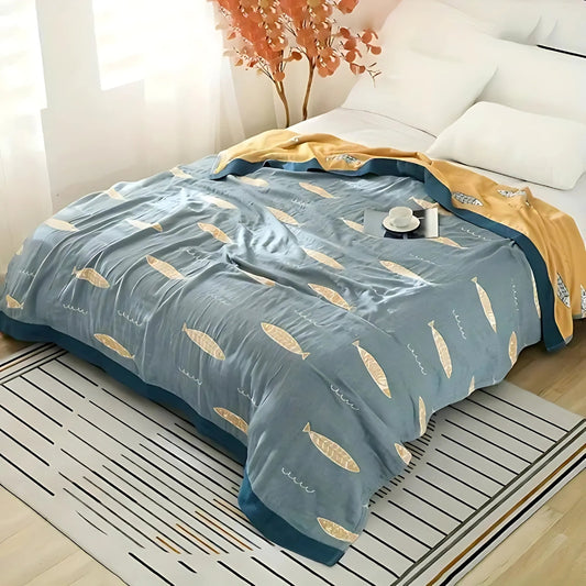GoldenerFisch: Manta de algodón reversible con diseño de peces y estructura ligera – para cama y sofá