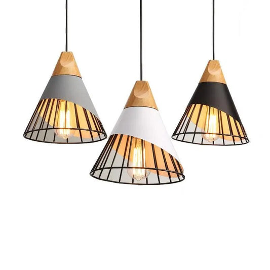 Hunaroglo: Lámpara colgante de diseño de hierro y madera con luz cálida – para interiores elegantes