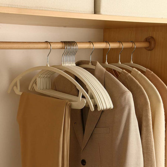 KleiderForm: perchas antideslizantes con diseño curvo – ahorran espacio y son ideales para camisas, blusas y vestidos (set de 10)
