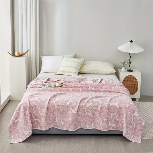 Susurro de Cuerpos: Elegante manta de algodón con jacquard de rosas y ligera textura – para sofá y dormitorio