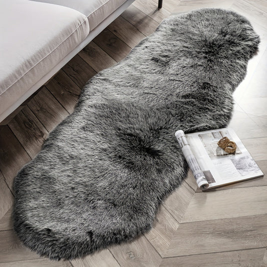 KuschelFell: Alfombra poligonal de piel sintética con superficie suave – para terraza y picnic