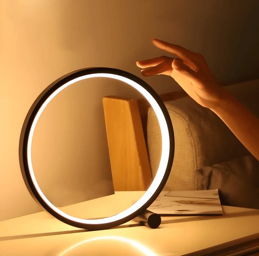 LichtRing: Lámpara de Mesa LED – Minimalista, Regulable y Con Control Táctil para Oficina y Sala de Estar