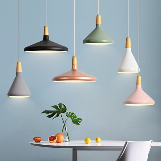 LineaMacaron: Lámpara colgante creativa de madera moderna – decorativa y energéticamente eficiente para comedores y cocinas
