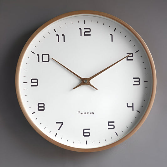 Norduhr: Reloj de pared de diseño redondo de madera con funcionamiento silencioso y estilo escandinavo – para espacios modernos