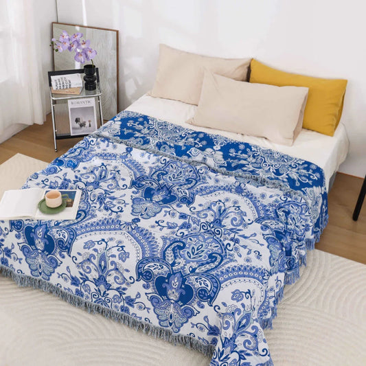 PaisleyTraum: Mantas de algodón con elegante diseño de paisley y borlas decorativas – para sofá y dormitorio