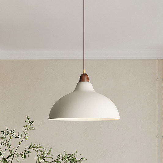 ScandiHolz: Lámpara colgante escandinava de madera y metal – para cocina y comedor