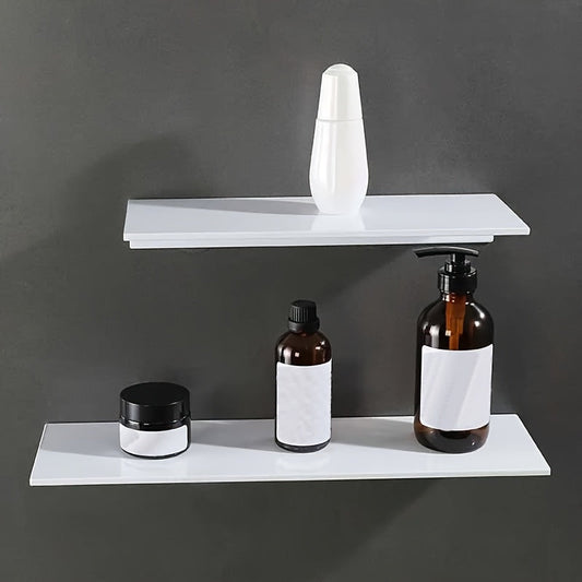 WeißMatt: Estanterías de pared modernas – robustas, de fácil cuidado y colgantes con superficie mate para baños y salas de estar