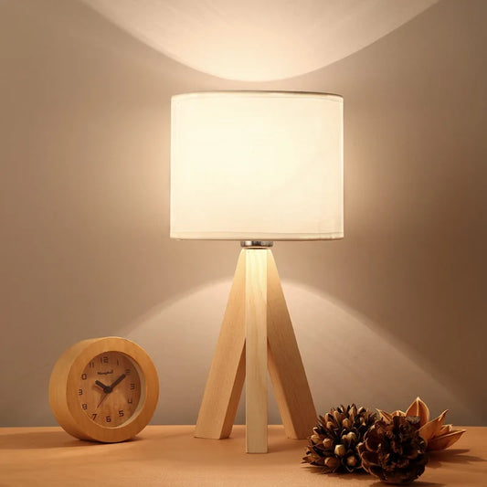 WoodEssence: Lámpara de mesa LED de madera natural con luz cálida – para sala de estar y mesita de noche