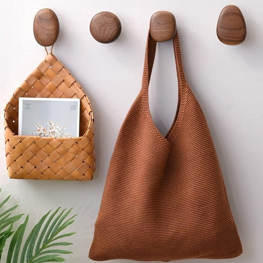 OakPebble – Ganchos de pared de madera natural con diseño orgánico para un interior elegante